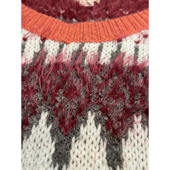 Mossimo Women's Fair Isle Sweater Coral/Berry/White With Fuzzy Texture Size L - Picture 3 of 9
